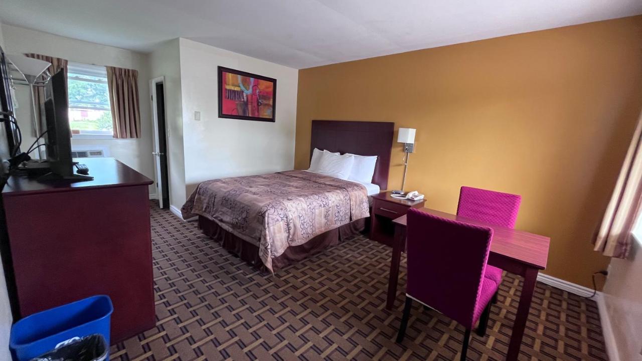 Park Place Motel & Suites Tweed Экстерьер фото