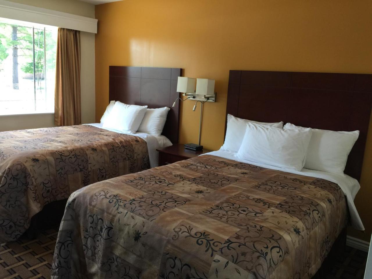 Park Place Motel & Suites Tweed Экстерьер фото