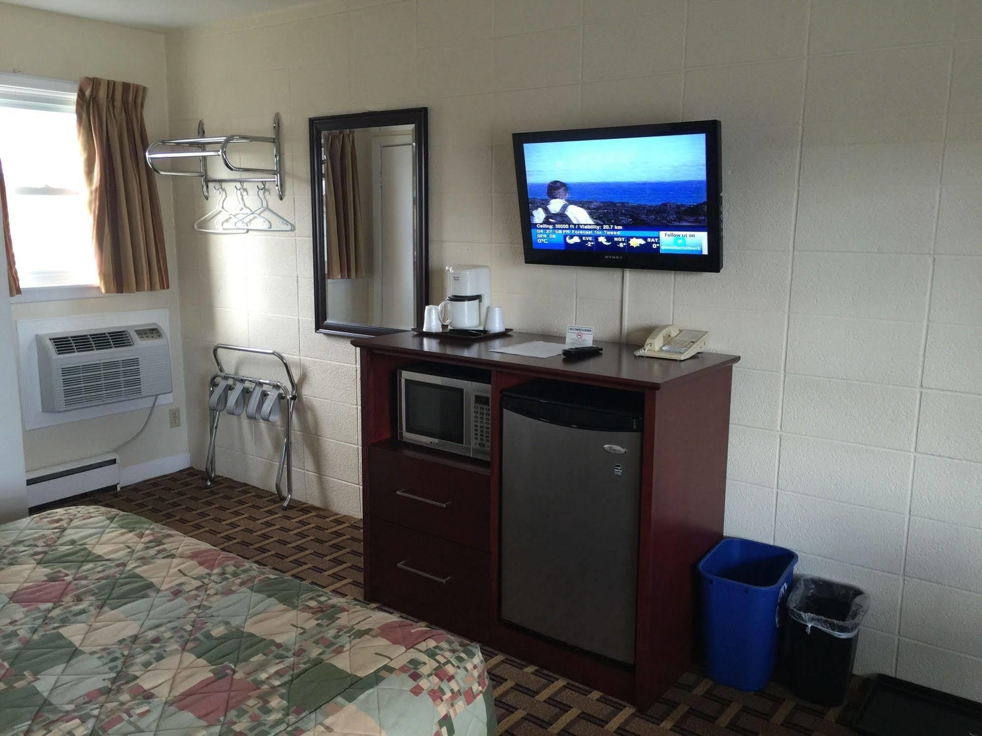 Park Place Motel & Suites Tweed Экстерьер фото